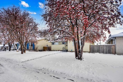 1436 Robson Crescent Se, Calgary, AB - Outdoor