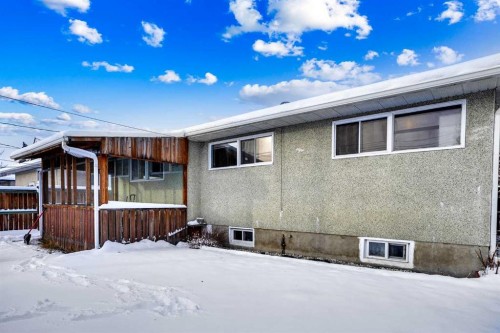 1436 Robson Crescent Se, Calgary, AB - Outdoor