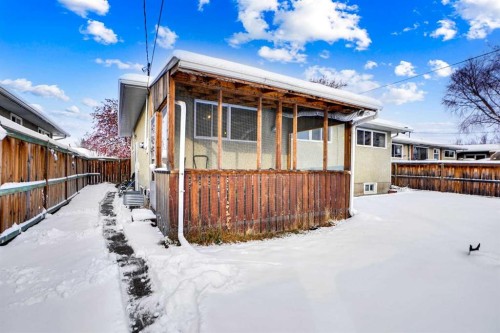 1436 Robson Crescent Se, Calgary, AB - Outdoor