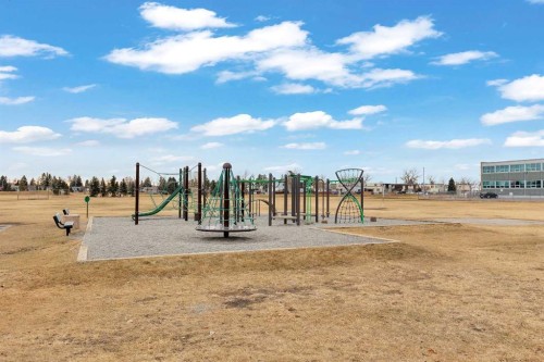 2948 Doverville Crescent Se, Calgary, AB - Outdoor With View