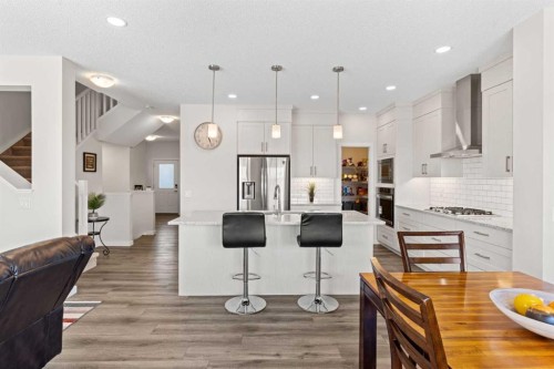 492 Chinook Gate Square Sw, Airdrie, AB - Indoor