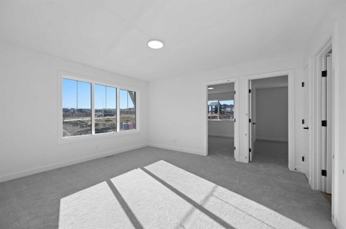 264 Edith Place Nw, Calgary, AB - Indoor Photo Showing Other Room