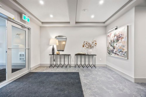 2202-2117 81 Street Sw, Calgary, AB - Indoor Photo Showing Other Room