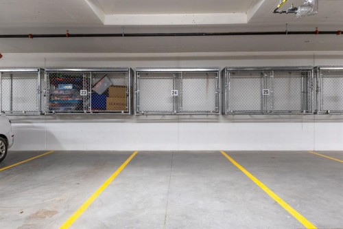 2202-2117 81 Street Sw, Calgary, AB - Indoor Photo Showing Garage