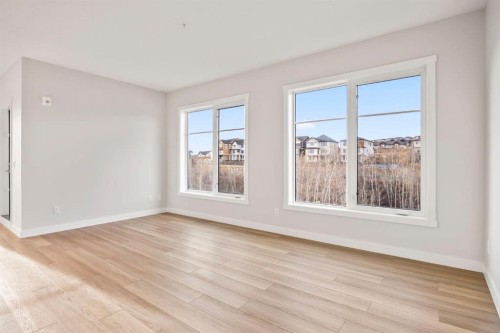 2202-2117 81 Street Sw, Calgary, AB - Indoor Photo Showing Other Room