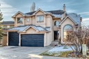 67 Evergreen Rise Sw, Calgary, AB  - Outdoor With Facade 