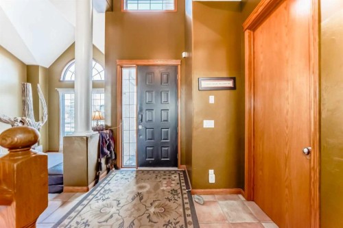 67 Evergreen Rise Sw, Calgary, AB - Indoor Photo Showing Other Room