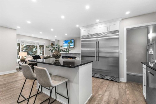 860 Archwood Road Se, Calgary, AB - Indoor