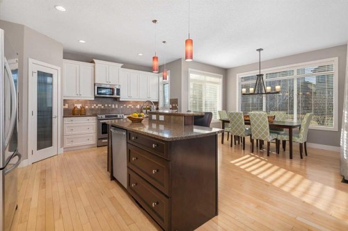 301 Westmount Court, Okotoks, AB - Indoor