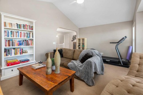 301 Westmount Court, Okotoks, AB - Indoor