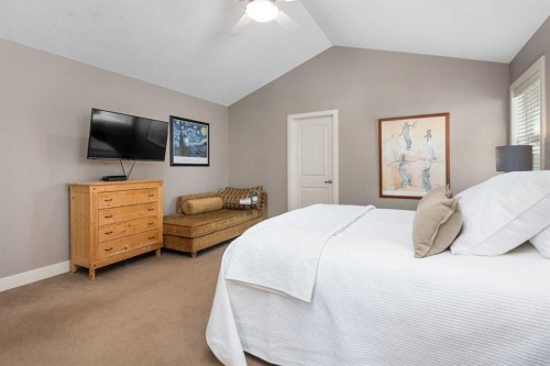 301 Westmount Court, Okotoks, AB - Indoor Photo Showing Bedroom