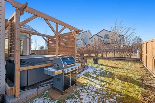 301 Westmount Court, Okotoks, AB - Outdoor
