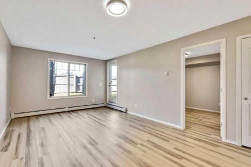 118-428 Chaparral Ravine View Se, Calgary, AB - Indoor Photo Showing Other Room