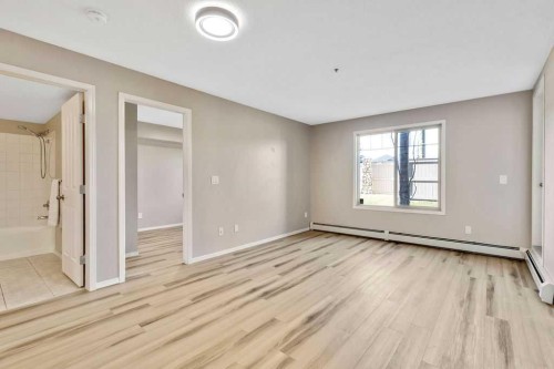 118-428 Chaparral Ravine View Se, Calgary, AB - Indoor Photo Showing Other Room