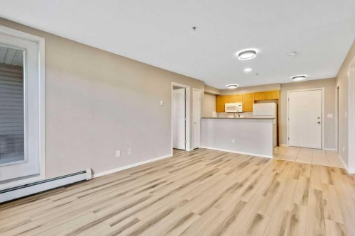 118-428 Chaparral Ravine View Se, Calgary, AB - Indoor Photo Showing Kitchen