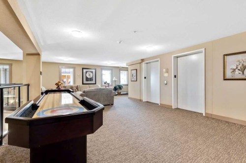 118-428 Chaparral Ravine View Se, Calgary, AB - Indoor Photo Showing Other Room
