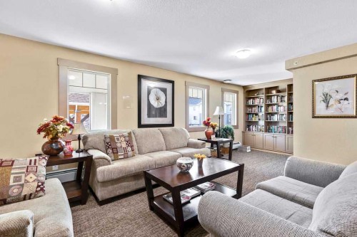 118-428 Chaparral Ravine View Se, Calgary, AB - Indoor Photo Showing Living Room