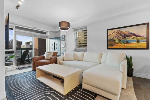305-836 15 Avenue Sw, Calgary, AB - Indoor Photo Showing Living Room