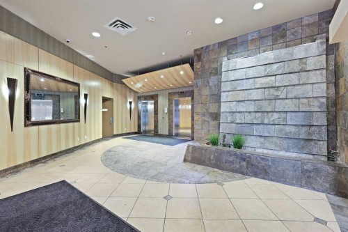 305-836 15 Avenue Sw, Calgary, AB - Indoor Photo Showing Other Room