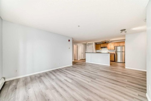 311-290 Shawville Way Se, Calgary, AB - Indoor Photo Showing Other Room