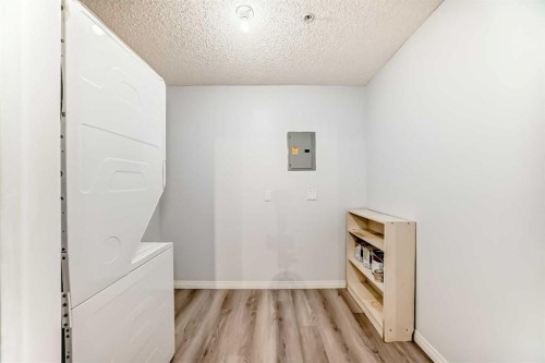 311-290 Shawville Way Se, Calgary, AB - Indoor Photo Showing Other Room