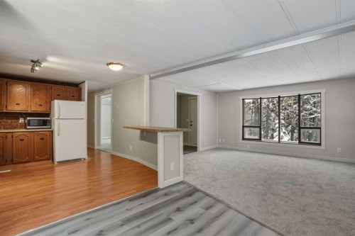 8 29415 Range Rd 52,, Rural Mountain View County, AB - Indoor Photo Showing Kitchen