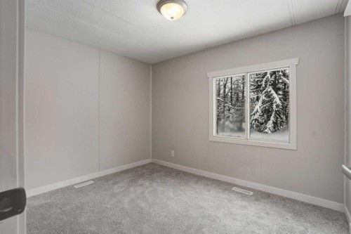 8 29415 Range Rd 52,, Rural Mountain View County, AB - Indoor Photo Showing Other Room