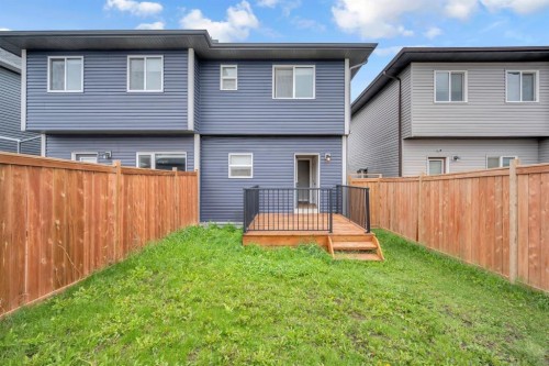 43 Cornerbrook Gate Ne, Calgary, AB - Outdoor