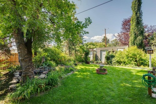 77 Elma Street West, Okotoks, AB - Outdoor