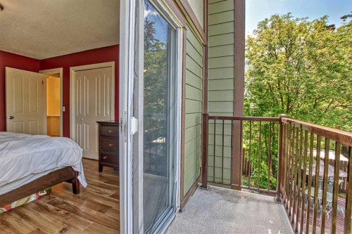 55 Bermuda Close Nw, Calgary, AB -  With Exterior