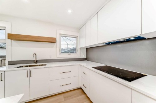 1242 Mardale Drive Ne, Calgary, AB - Indoor Photo Showing Kitchen