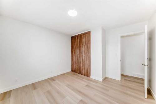 1242 Mardale Drive Ne, Calgary, AB - Indoor Photo Showing Other Room