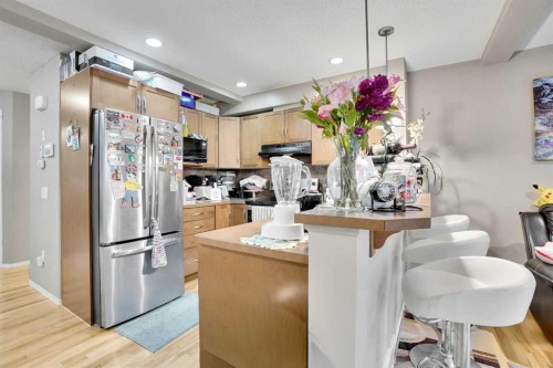 56 Country Village Manor Ne, Calgary, AB - Indoor