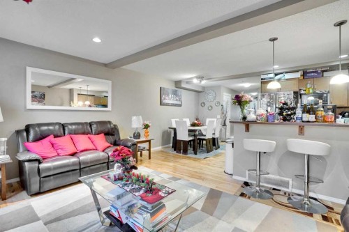 56 Country Village Manor Ne, Calgary, AB - Indoor Photo Showing Living Room