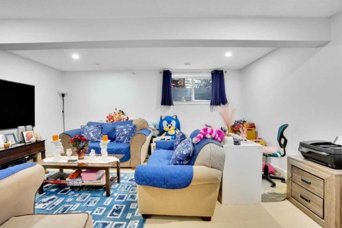 56 Country Village Manor Ne, Calgary, AB - Indoor