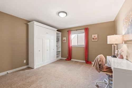 111 Marquis Cove Se, Calgary, AB - Indoor