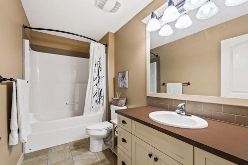 111 Marquis Cove Se, Calgary, AB - Indoor Photo Showing Bathroom