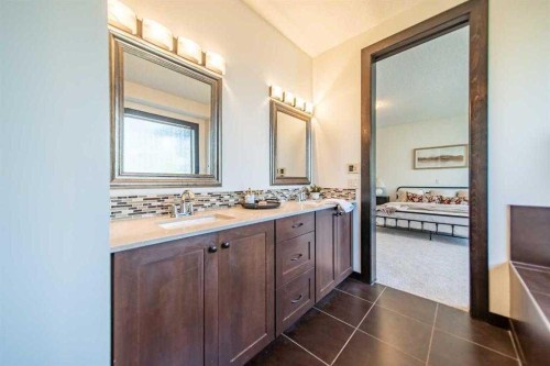 73 Quarry Way Se, Calgary, AB 