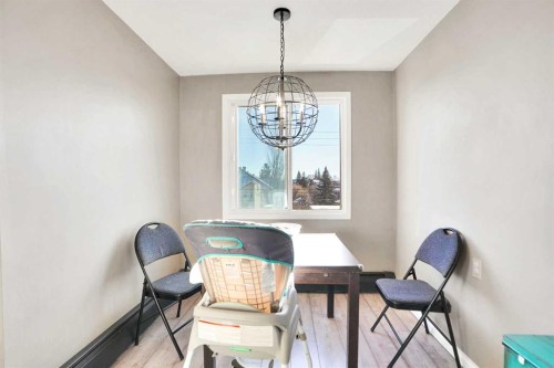 202-1529 26 Avenue Sw, Calgary, AB - Indoor Photo Showing Dining Room