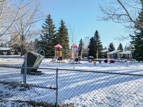 1101-829 Coach Bluff Crescent Sw, Calgary, AB - Outdoor