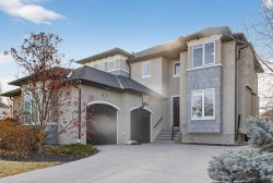 257 Evergreen Plaza SW Calgary, AB T2Y 5B2
