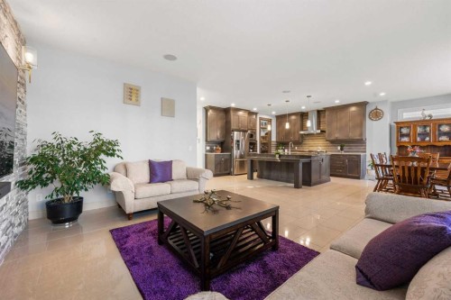 2233 Bayside Circle Sw, Airdrie, AB - Indoor Photo Showing Living Room