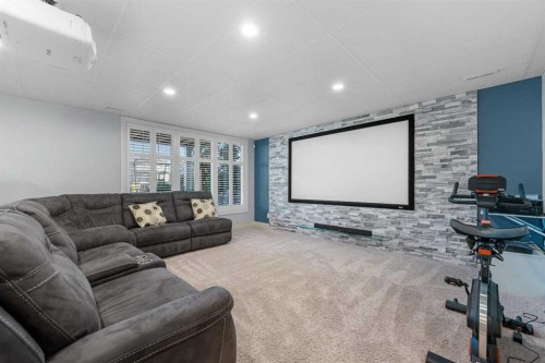 2233 Bayside Circle Sw, Airdrie, AB - Indoor Photo Showing Other Room