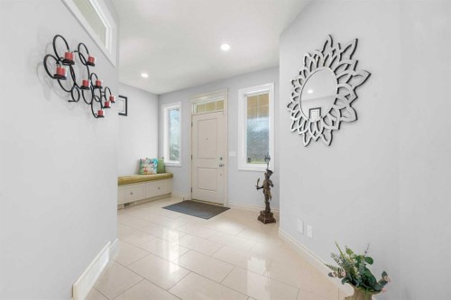 2233 Bayside Circle Sw, Airdrie, AB - Indoor Photo Showing Other Room