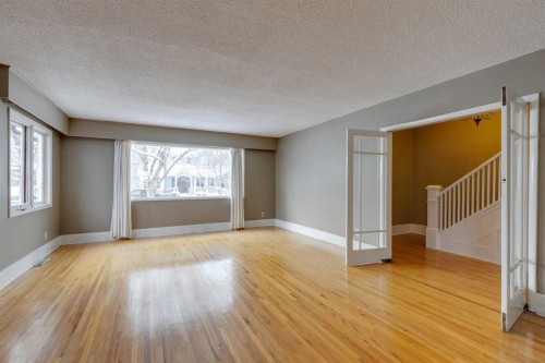 3226 7 Street Sw, Calgary, AB - Indoor