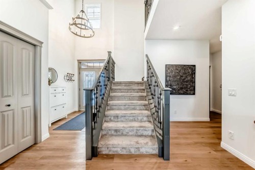 135 Autumn Close Se, Calgary, AB - Indoor Photo Showing Other Room