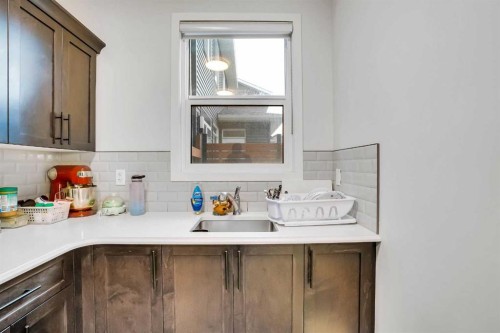 41 Howse Heights Ne, Calgary, AB - Indoor