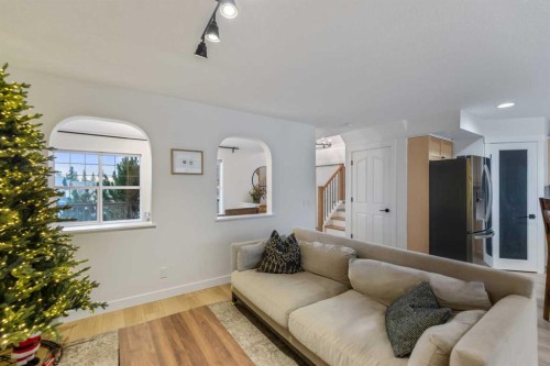 143 Prestwick Heath Se, Calgary, AB - Indoor Photo Showing Other Room