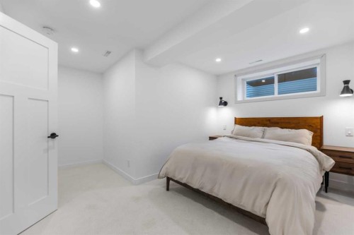 143 Prestwick Heath Se, Calgary, AB - Indoor Photo Showing Bedroom