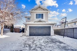 30 new brighton Circle SE Calgary, AB T2Z 0P7